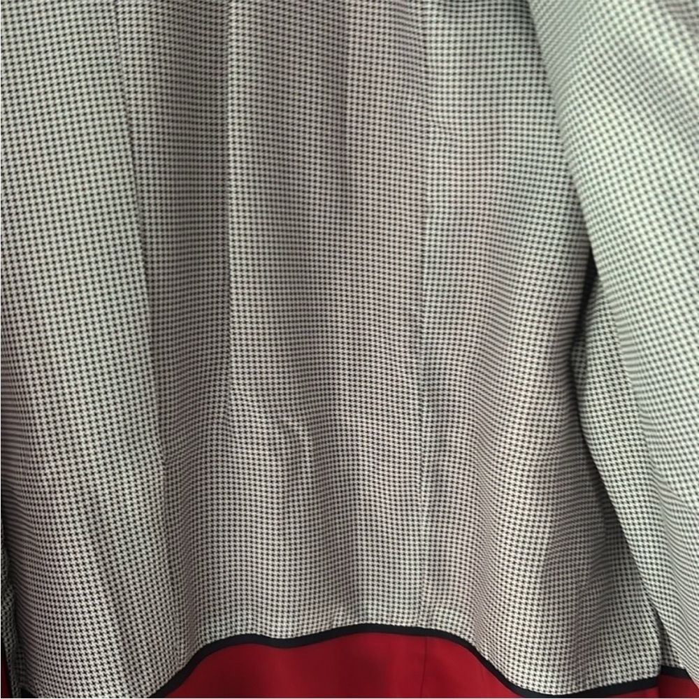 Talbots Red Blazer with Textured Fabric and Collarless Design - Picture 3 of 7